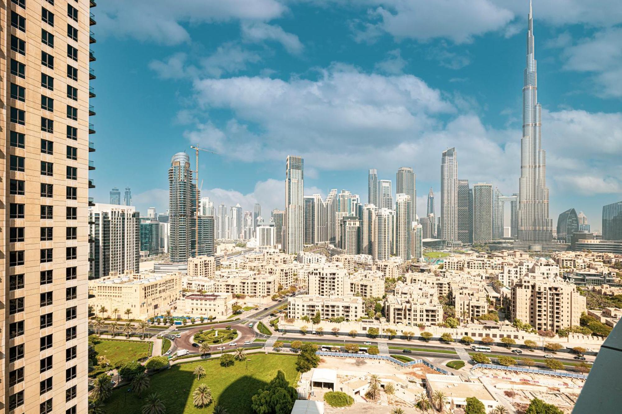 Magnificent - Damac Distinction Downtown Apartment Dubai Luaran gambar