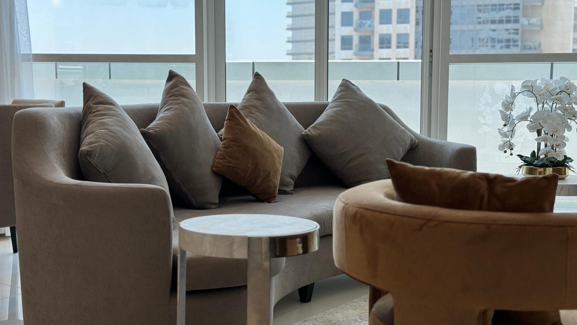 Magnificent - Damac Distinction Downtown Apartment Dubai Luaran gambar