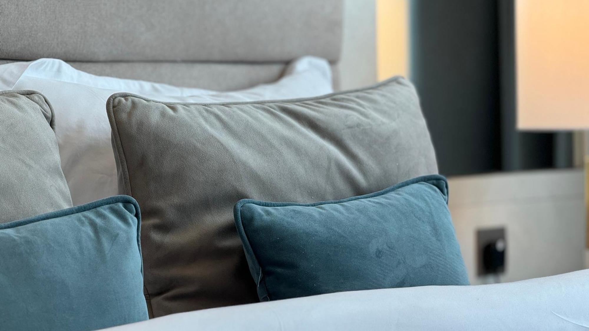 Magnificent - Damac Distinction Downtown Apartment Dubai Luaran gambar